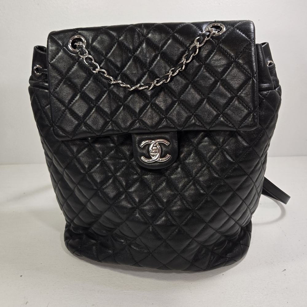 Chanel Urban Spirit Black Quilted Lambskin Large Backpack Bag - Picture 10 of 17